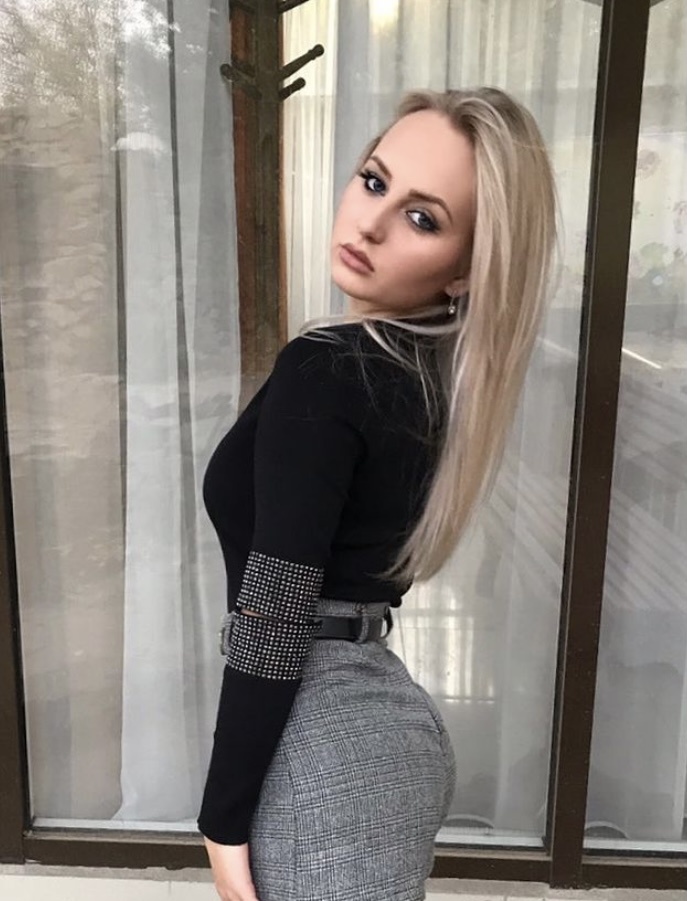 🎥 МАРГОША привлекальеная девушка из Ясиноватой цена от 3500 руб