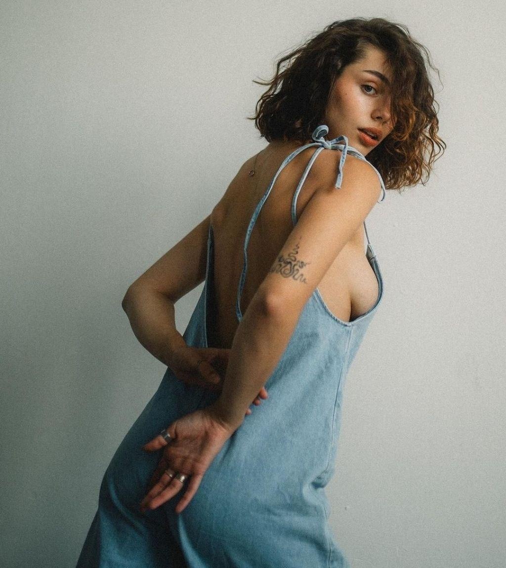 Катрина привлекальеная девушка из Ясиноватой цена от 6000 руб