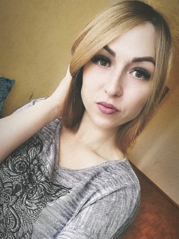 Рита привлекательная девушка из Ясиноватой цена от 3000 руб