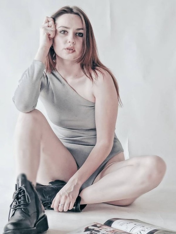 🎥 Нана привлекательная девушка из Ясиноватой цена от 6000 руб